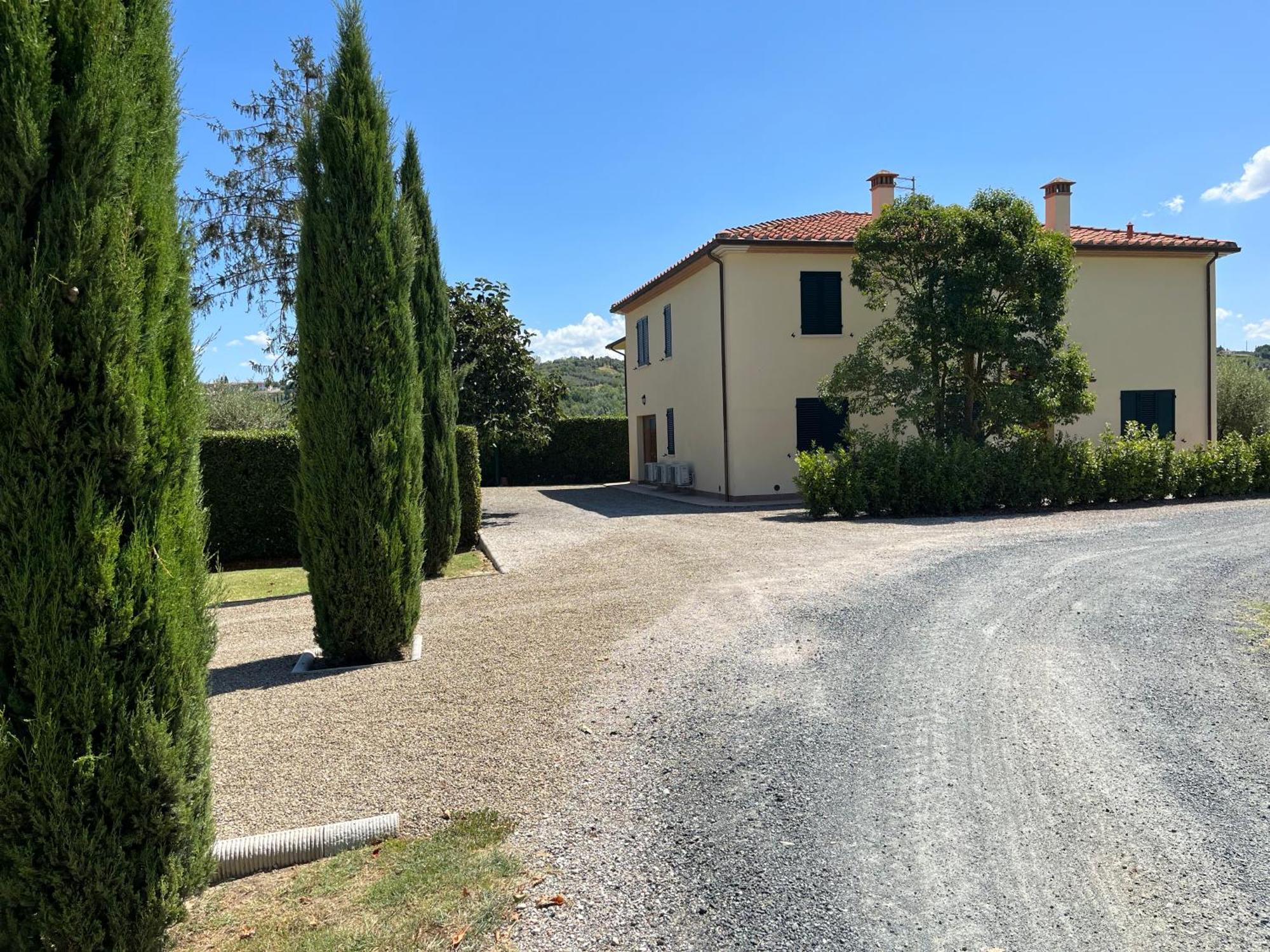 Holiday House La Rosa Terricciola Luaran gambar