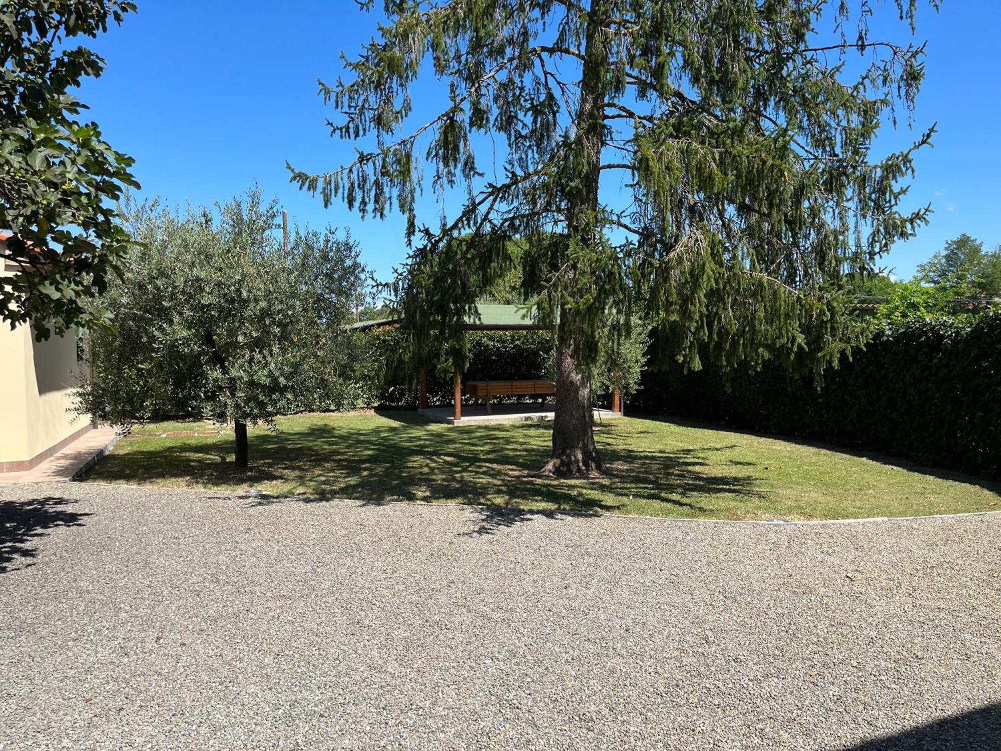 Holiday House La Rosa Terricciola Luaran gambar